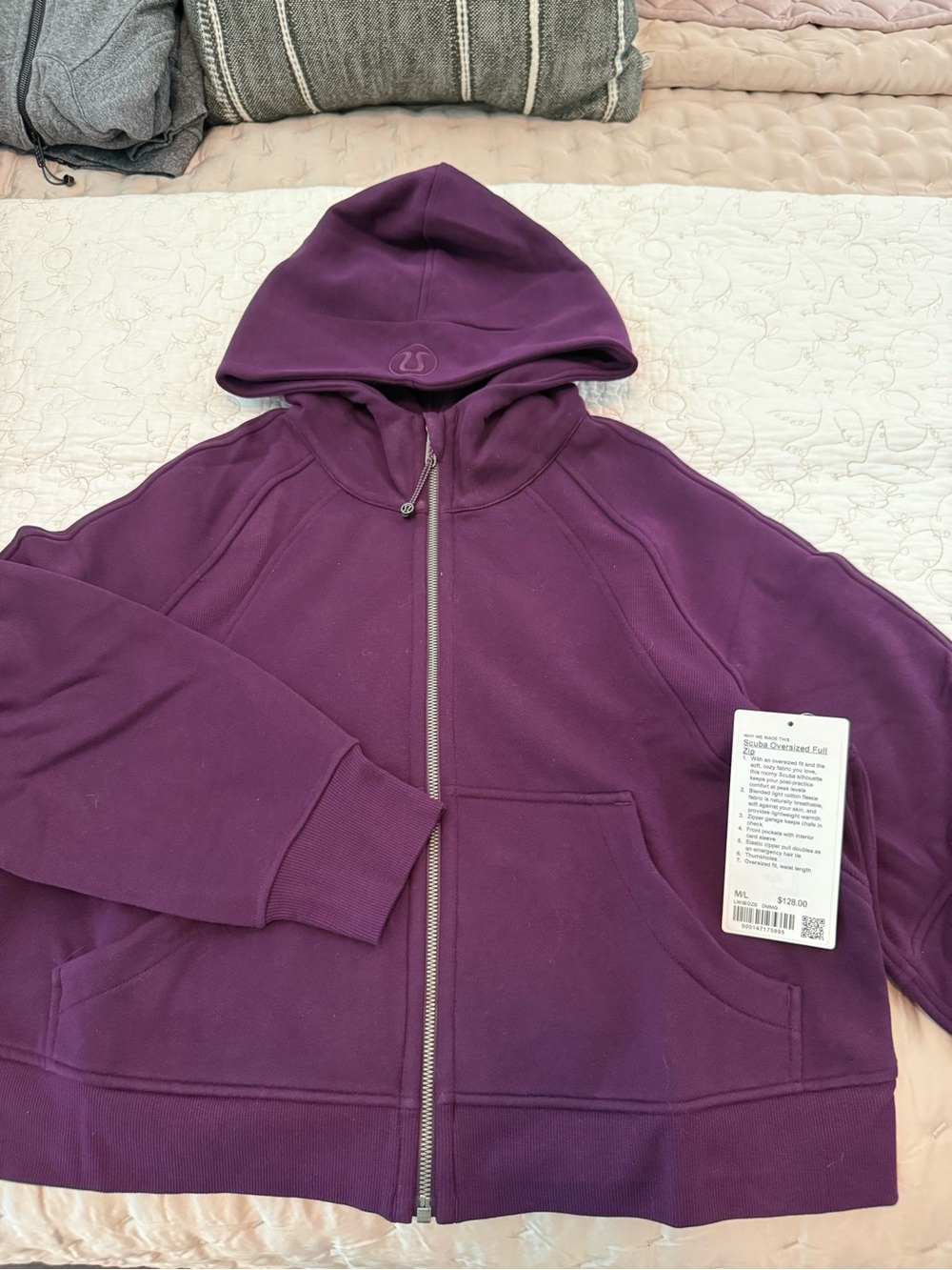 NWT Lululemon Scuba Full-Zip Hoodie M/L Dramatic Magenta